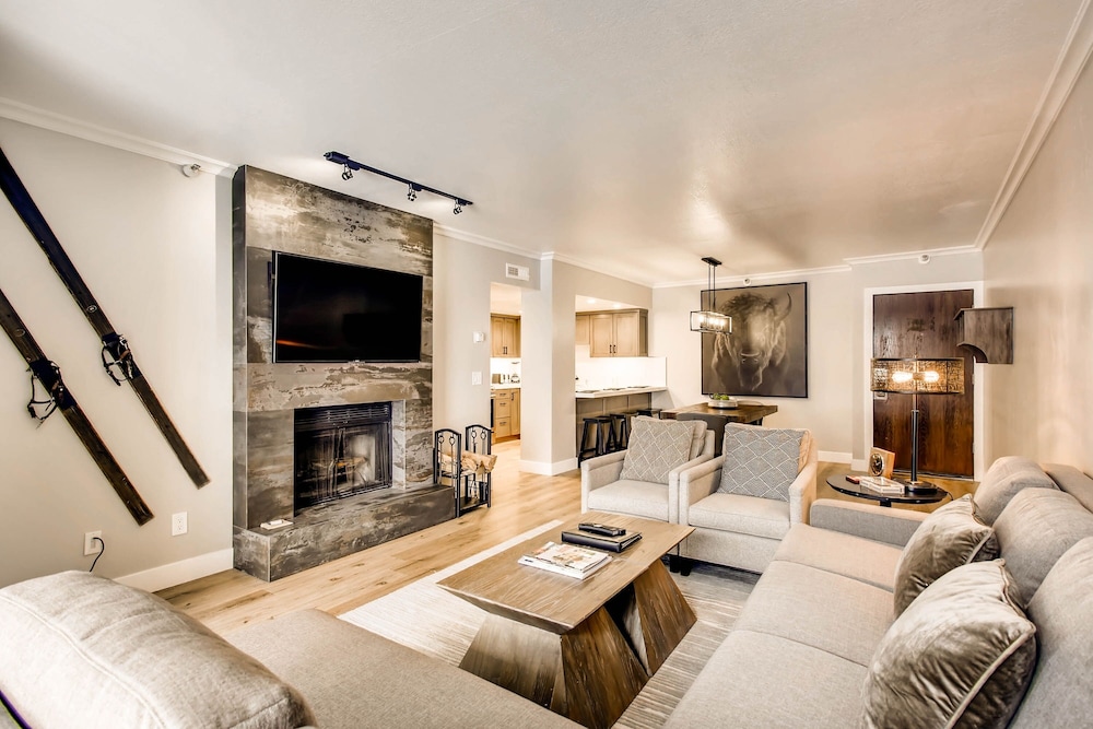 Condo, 1 Bedroom