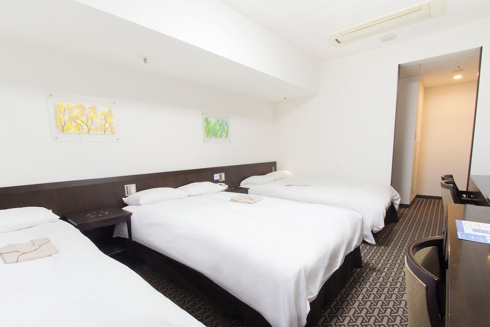 [Smoking] Triple Room (24 sqm) - Photo 24