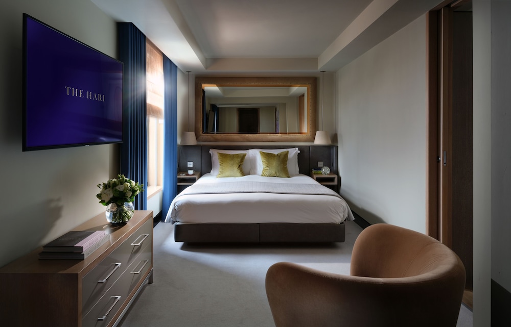 Signature Suite, City View photo 2