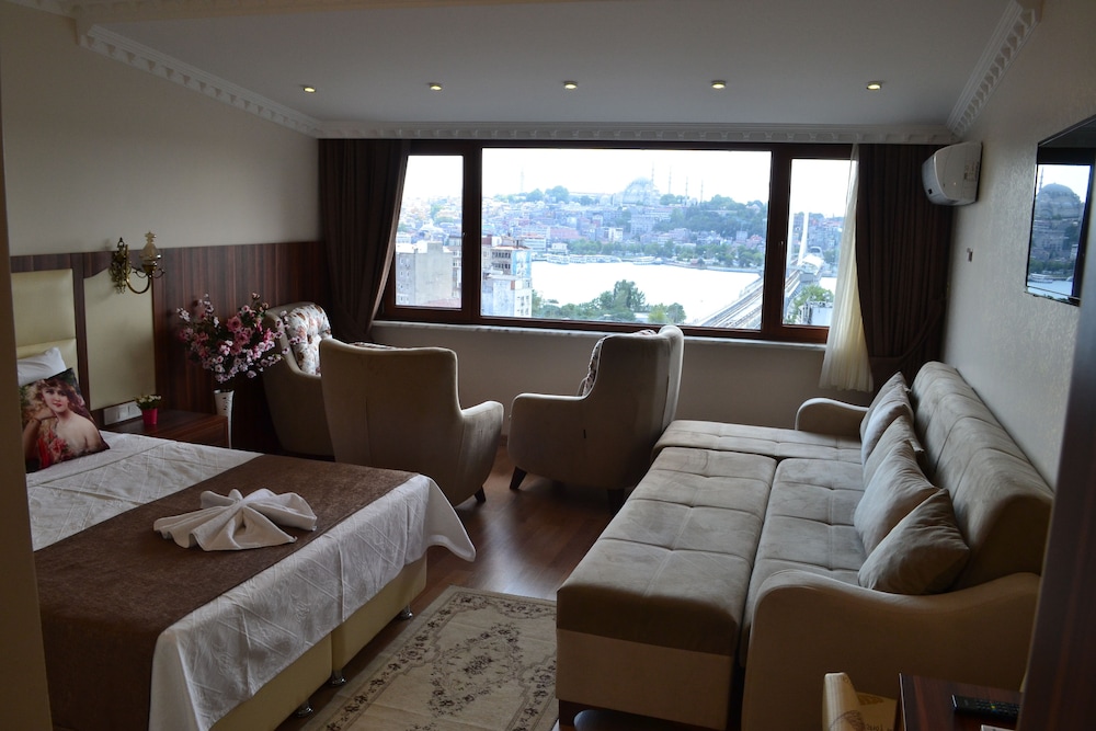 Superior Quadruple Room, Sea View photo 1