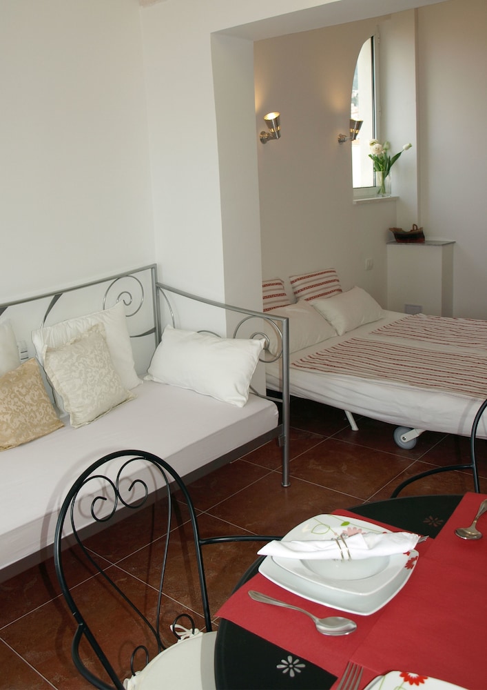Studio Suite, Sea View, Beachfront