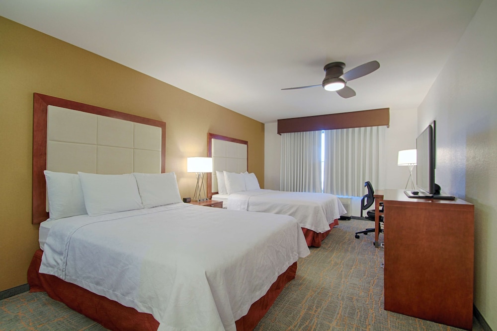 Suite, 2 Queen Beds, Accessible, Non Smoking (Mobility & Hearing, Roll-in Shower) - Photo 1