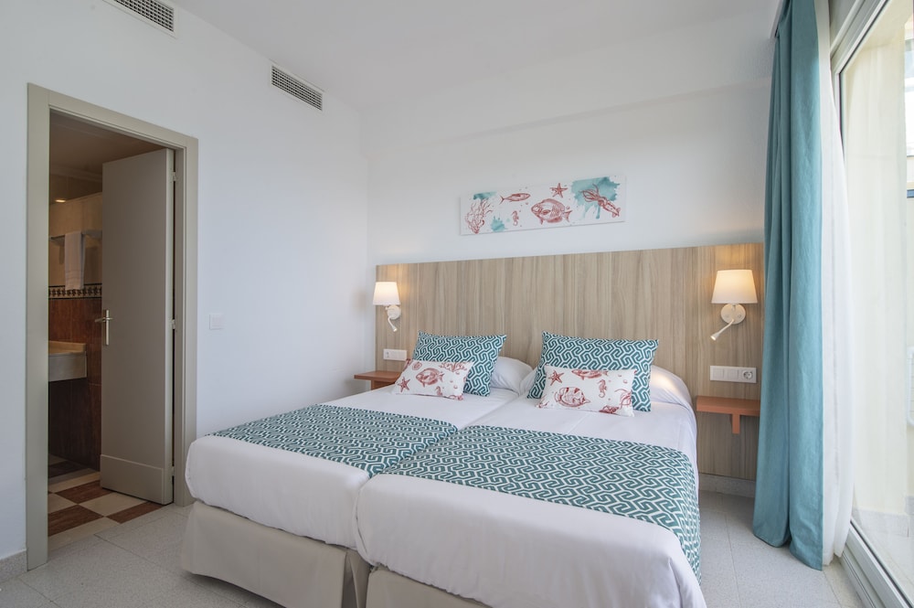 Double Room - Photo 5