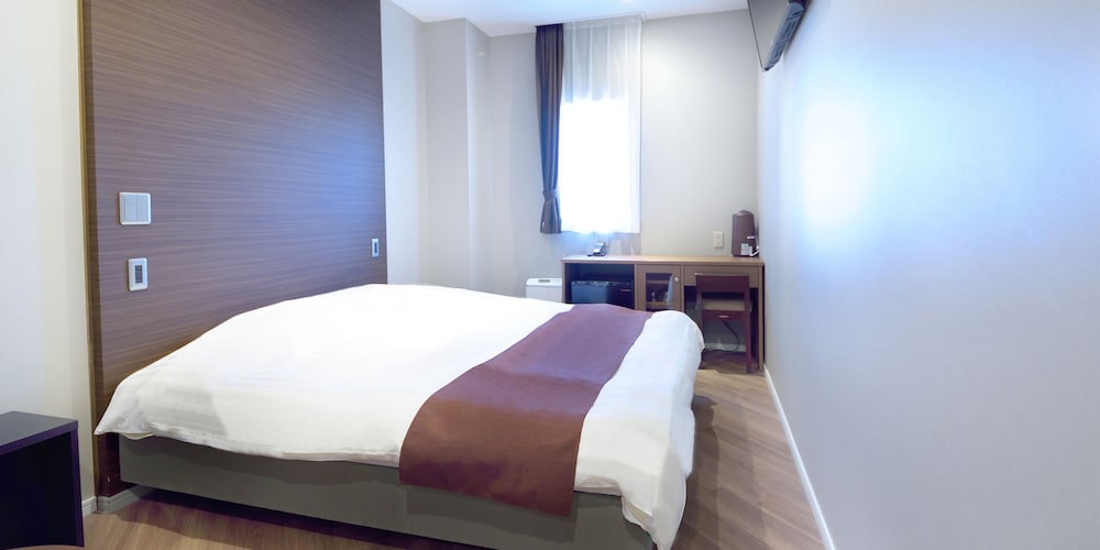 Superior Double Room, 1 King Bed, Non Smoking (19 sqm)