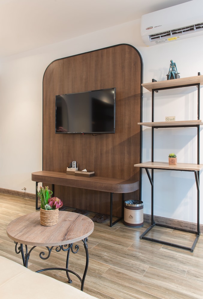 Family Triple Room - Photo 5