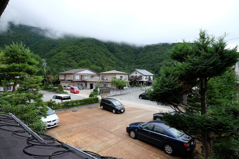 01, Japanese-Style Room (Yamayuri) photo 2