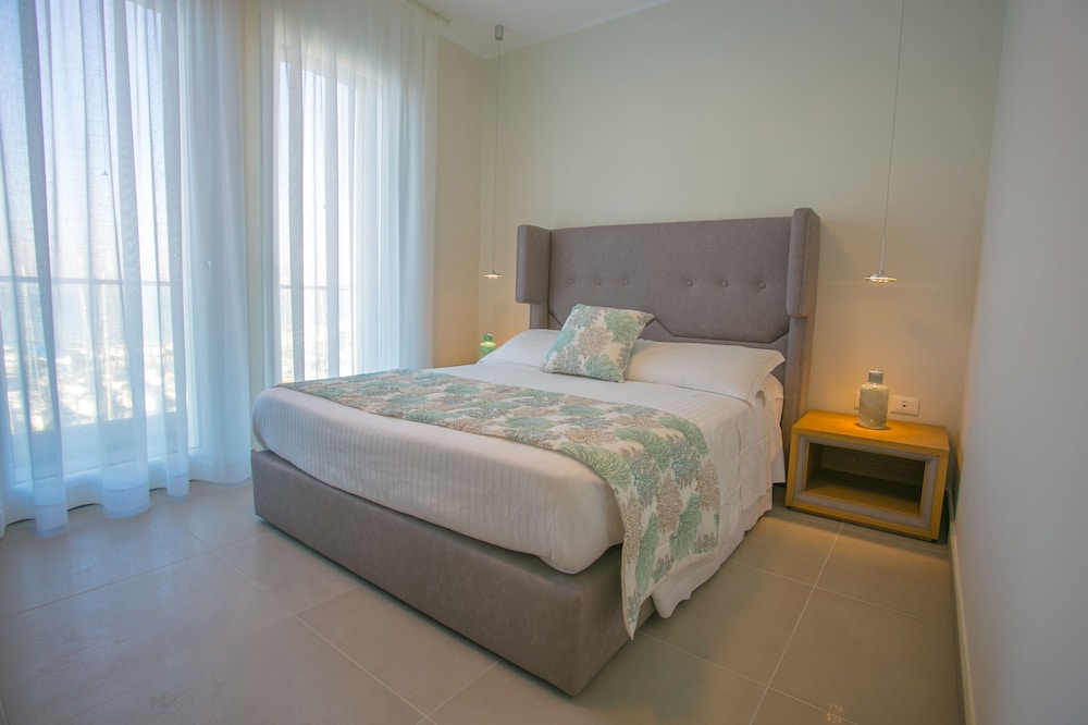 Superior Suite, Lagoon View