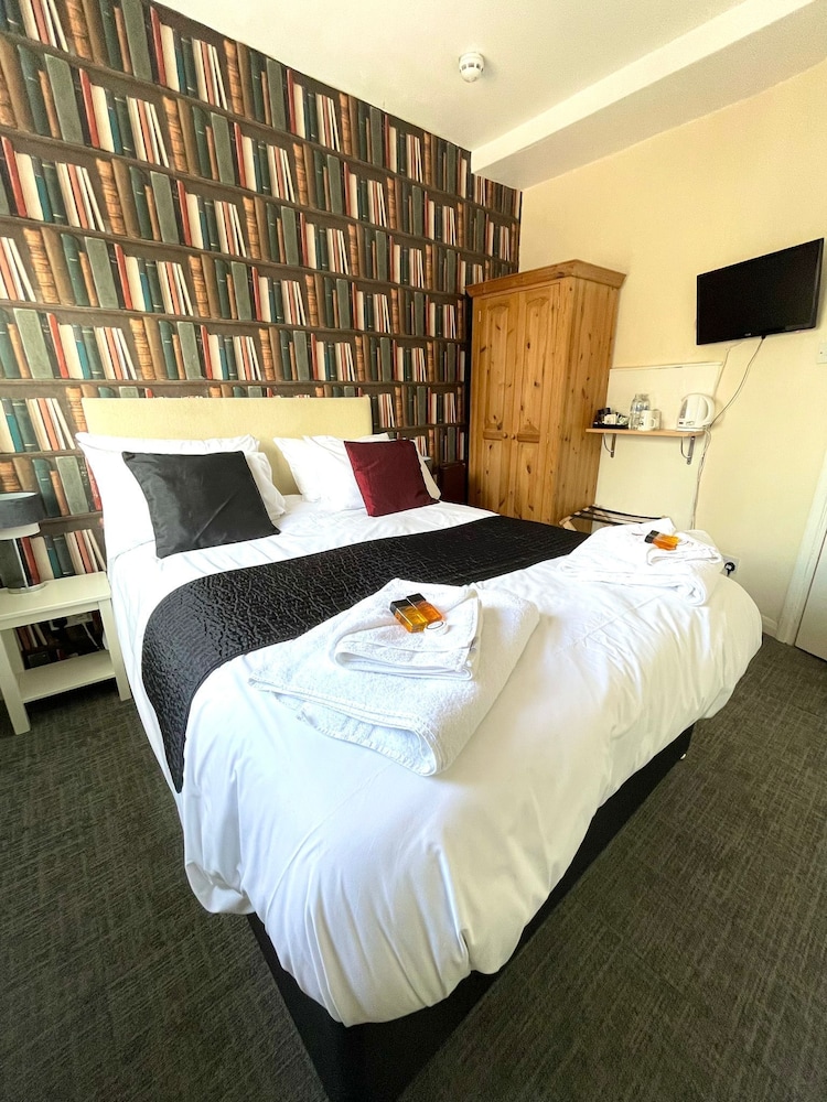 Double Room, Ensuite (Room 04) photo 2