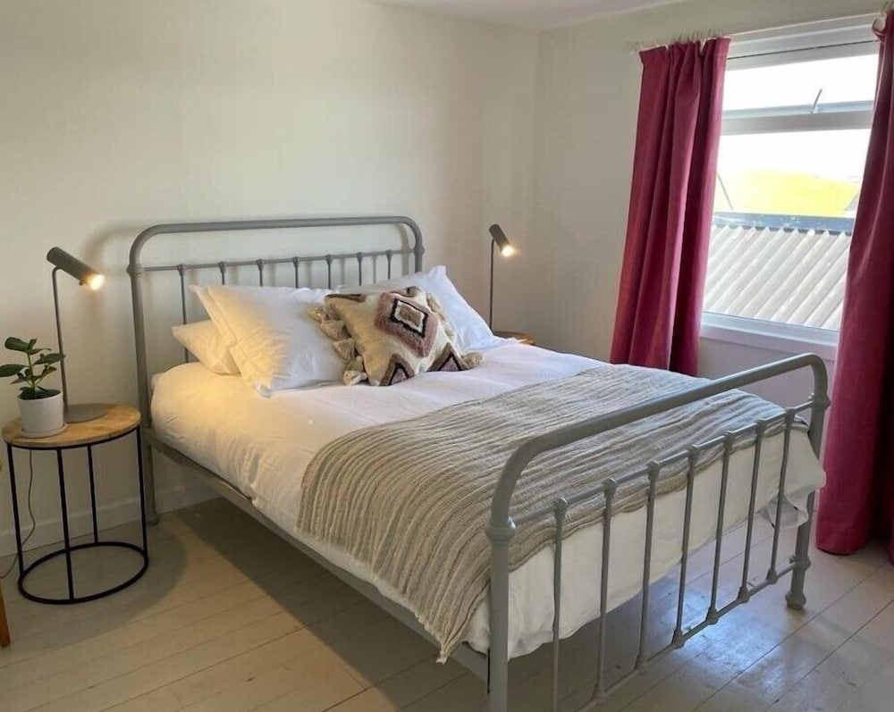 Suite, Ensuite, Sea View