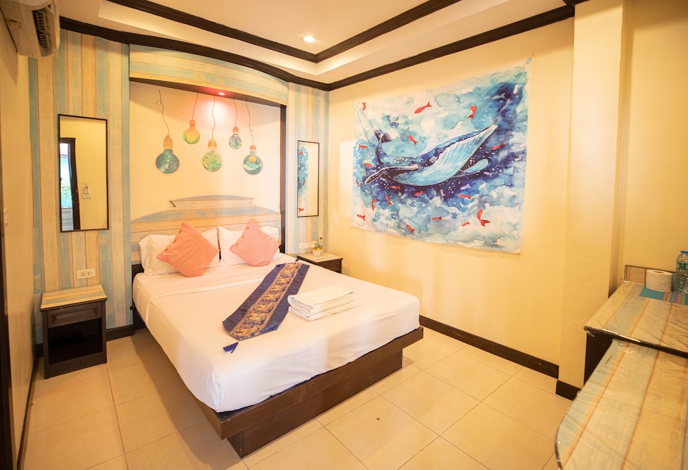 Standard Room, No Windows