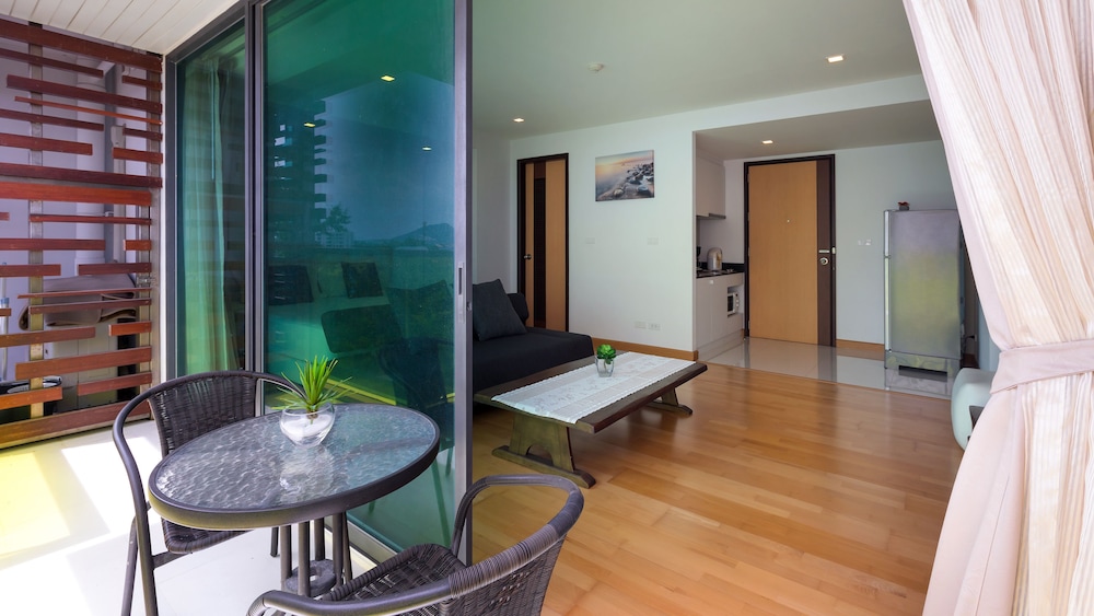Studio, Garden View photo 3