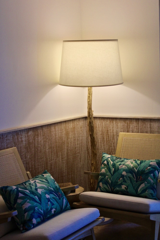 Cozy one Suite King - Photo 5