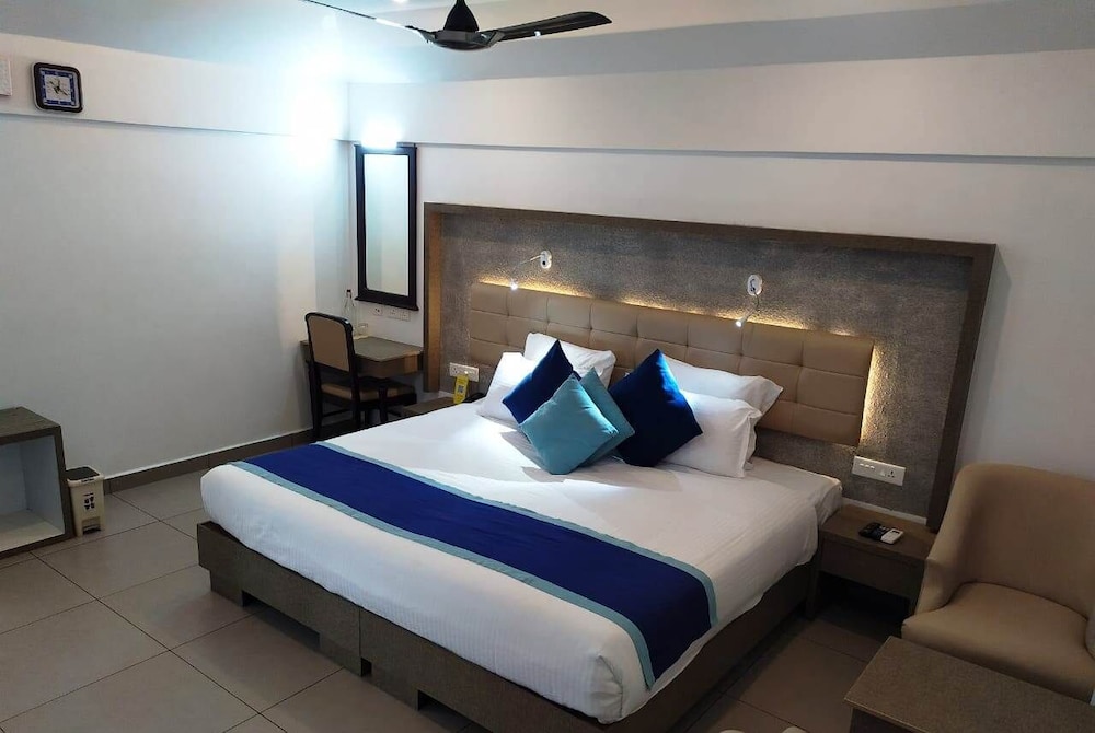 Premium Room, Lanai, Sea View