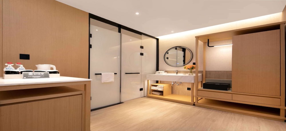 Superior Double Room, 1 King Bed - Photo 5