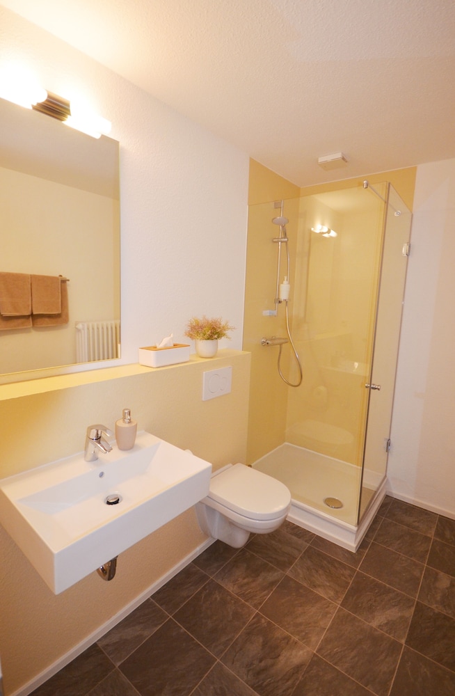 Double Room - Photo 5