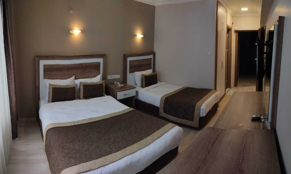 Economy Double Room photo 1
