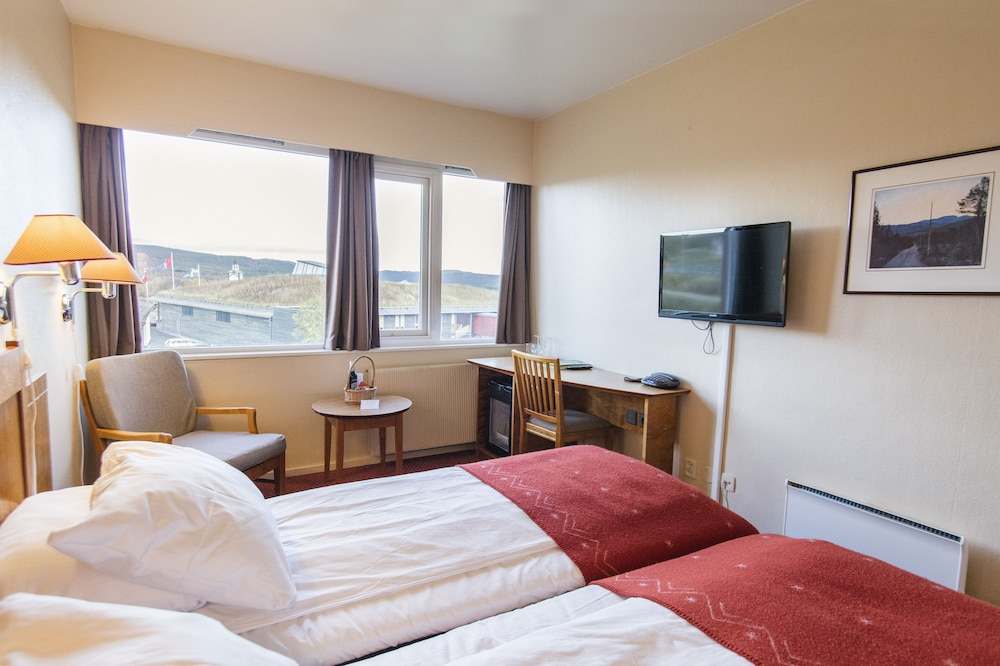 Standard Twin Room - Photo 1