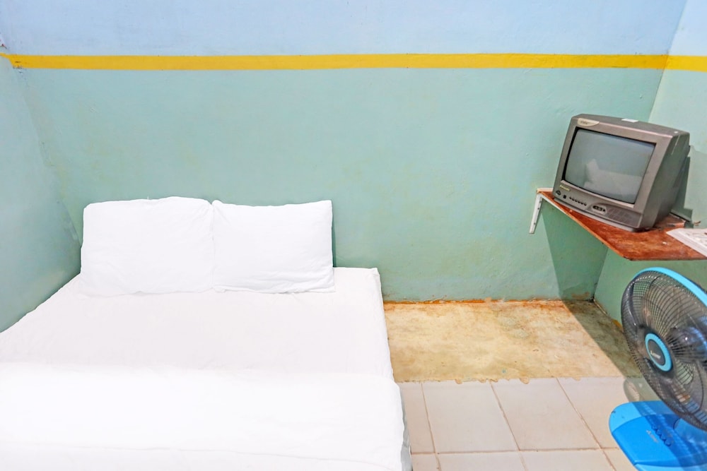 Economy Double Room - Photo 5