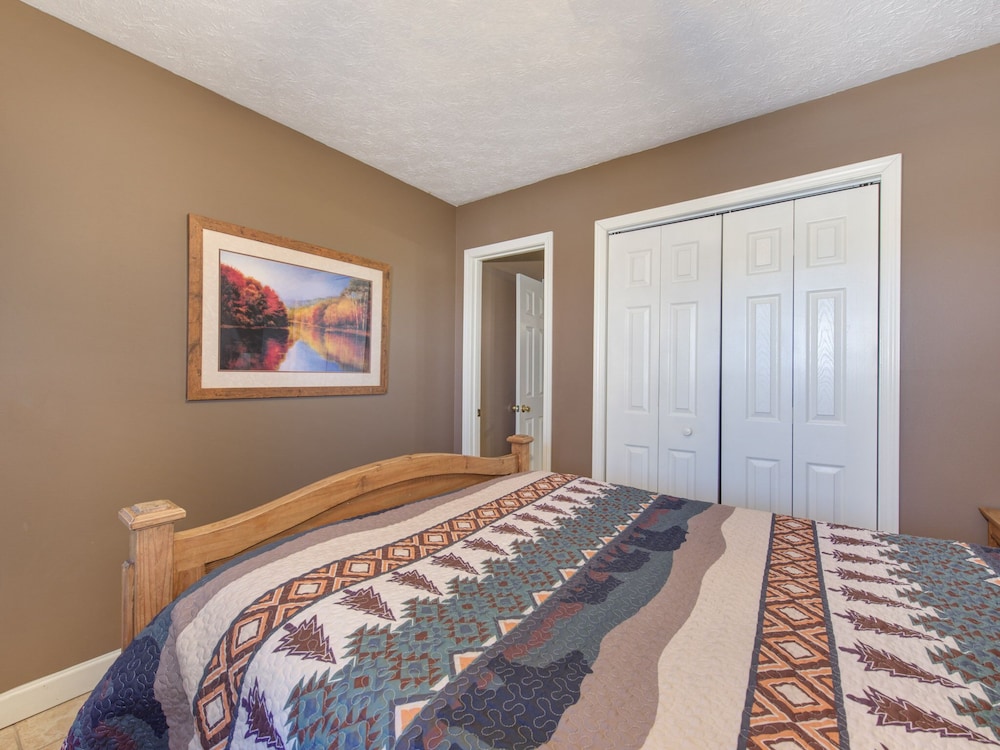Studio (2 Bedrooms) photo 2
