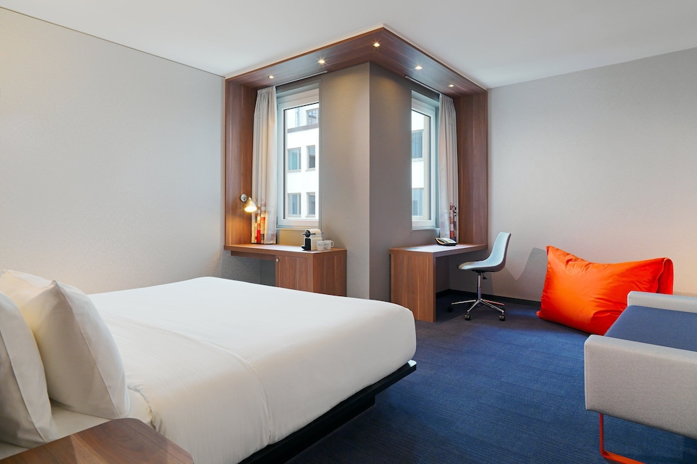 Loft, 1 King Bed