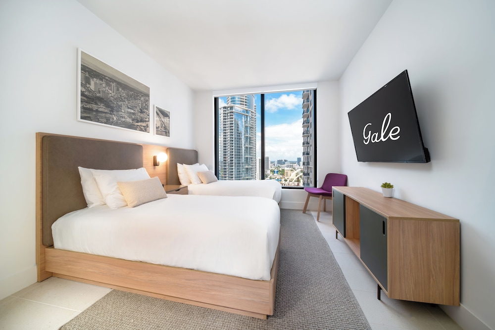 Cityview Two Bedroom Residences With Three Beds, Kitchen & Balcony
