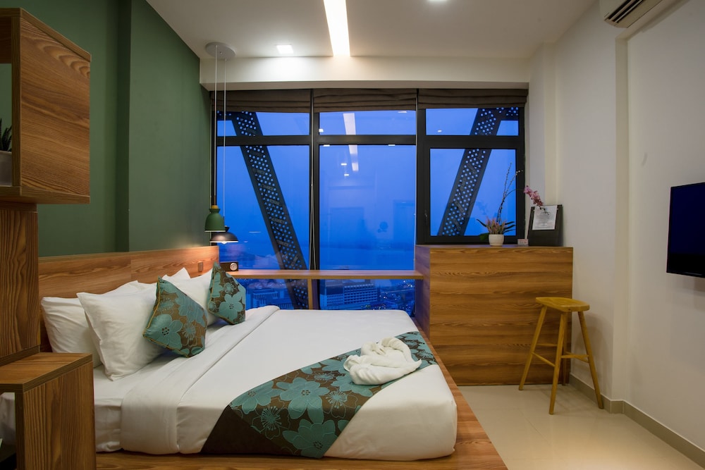 Landmark Double Room, 1 Bedroom, River View photo 3