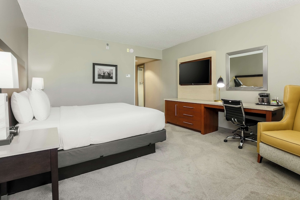 Room, Accessible, Non Smoking - Photo 2