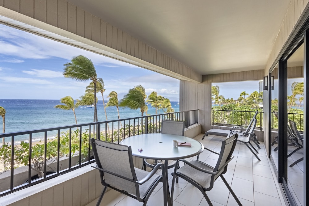 Room, 2 Bedrooms, Oceanfront photo 1