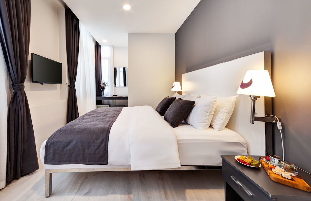 Exclusive Suite photo 1