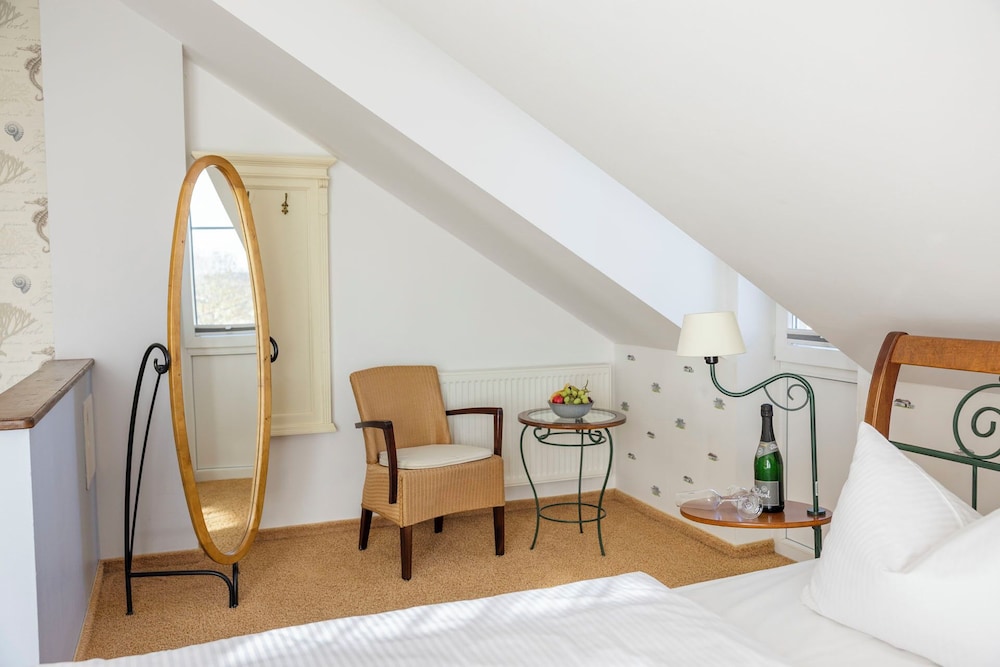 Comfort Suite photo 3