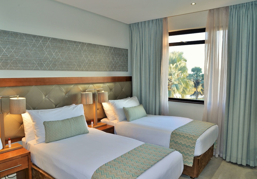 Standard Room, 2 Twin Beds, River View photo 2