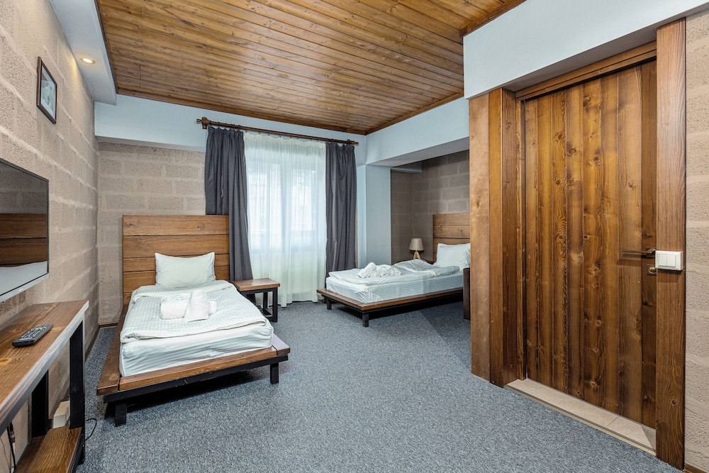 Premium Twin Room photo 1