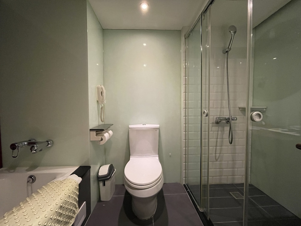 Deluxe Double Room photo 3