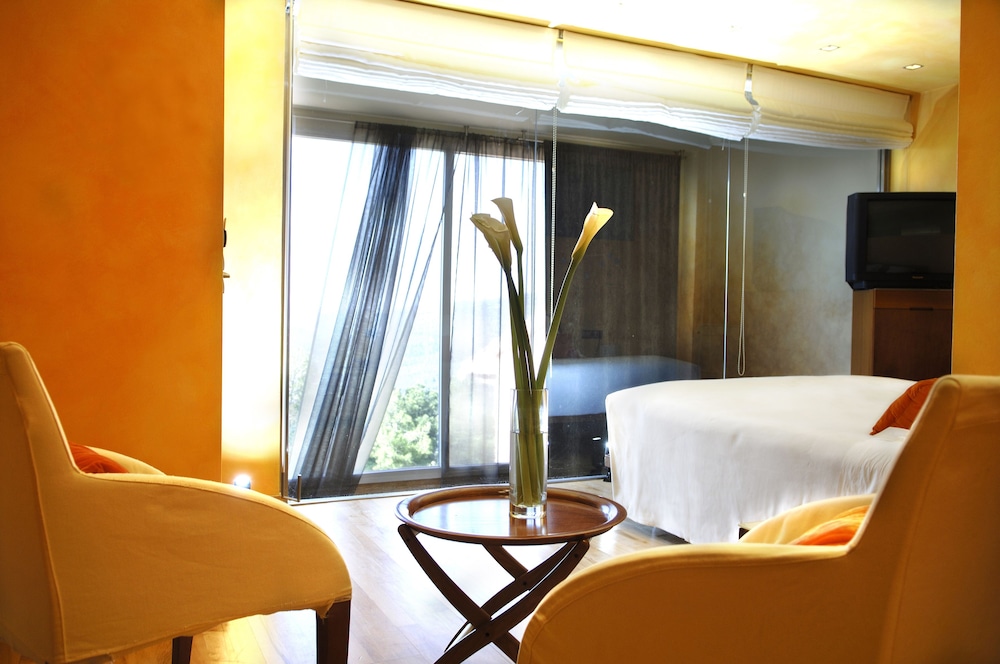 Standard Double Room, 1 Queen Bed photo 3
