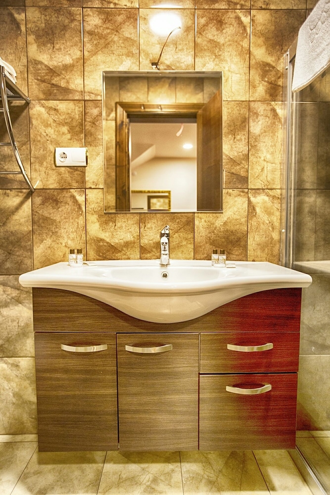 Luxury Twin Room photo 1
