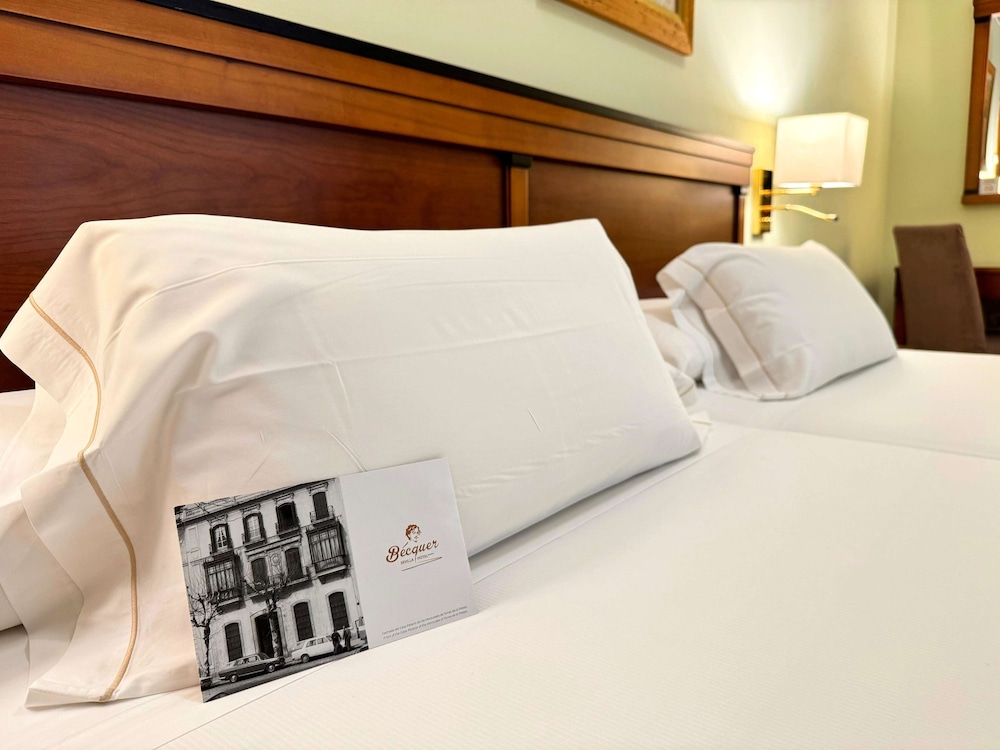 Classic Room - Photo 2