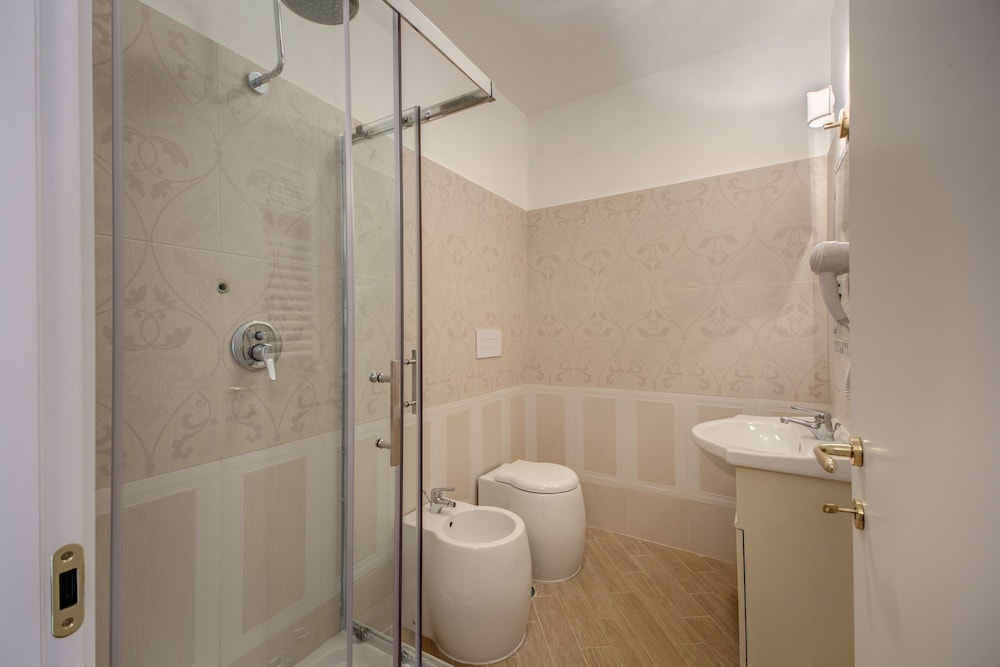 Double Room Single Use photo 3
