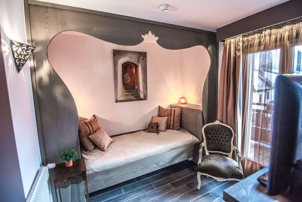 Cocoon Suite photo 2