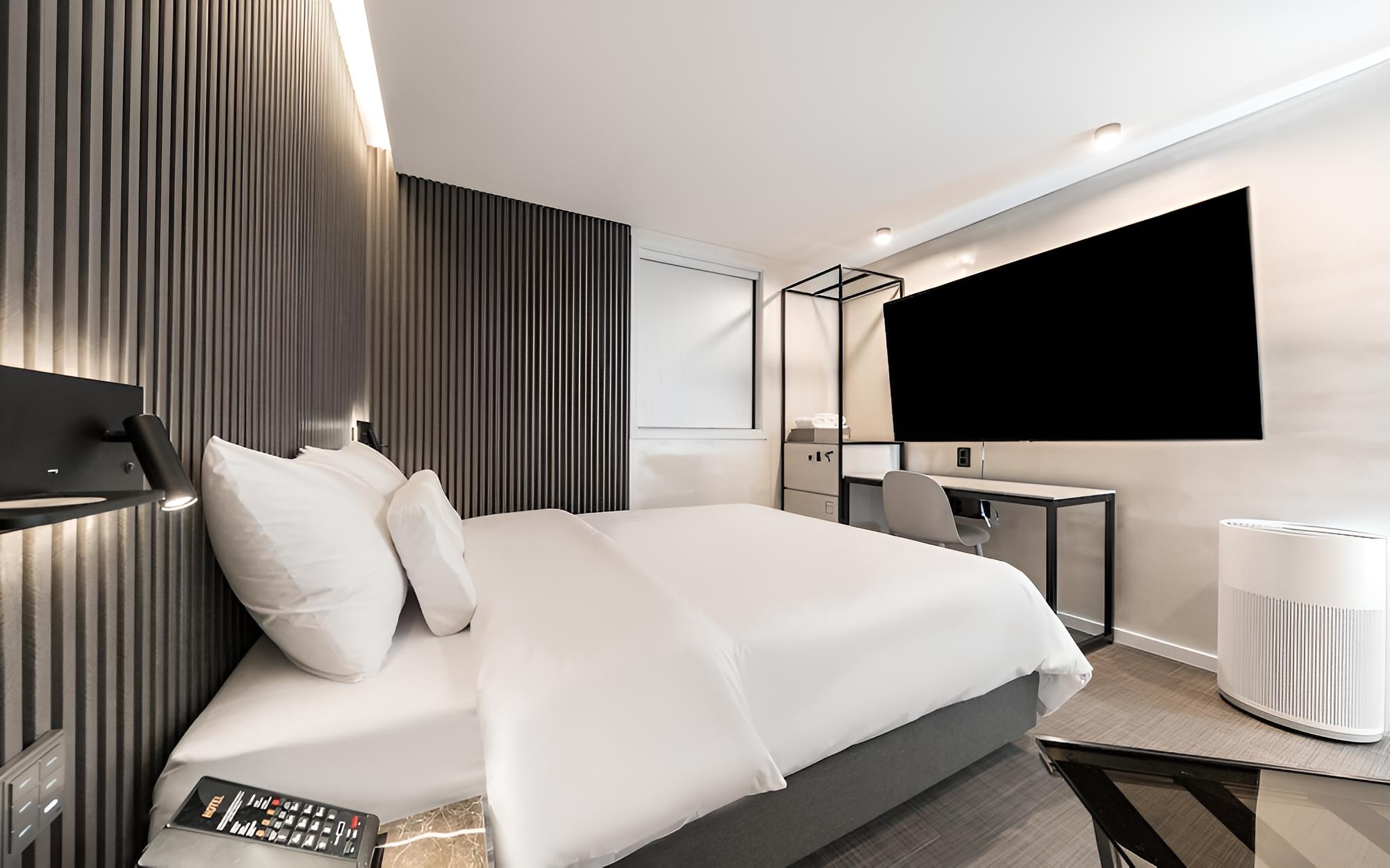 Room (DELUXE (Rinaldi bed in Italy 75-inch ) - Photo 3