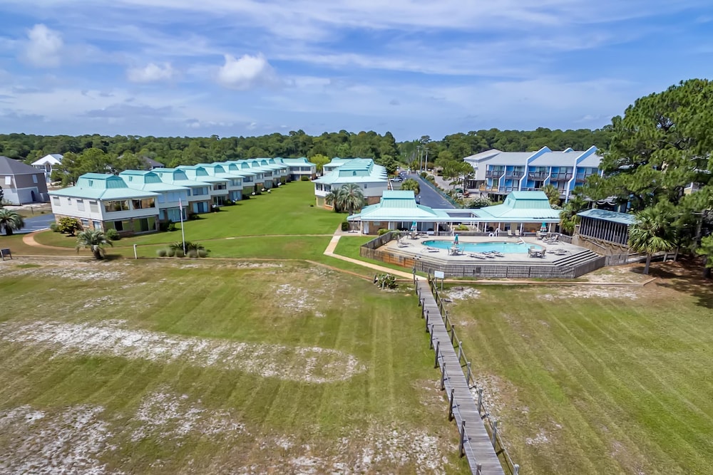Condo, Multiple Beds (Bikinis & Martinis - Surf Club B12) photo 3