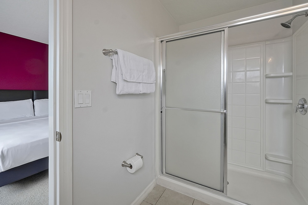 Standard Townhome, 2 Bedrooms, Hot Tub - Photo 30