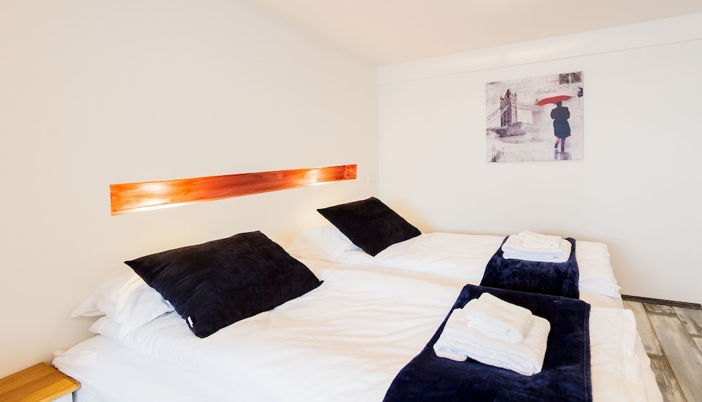 Double or Twin Room, Private Bathroom (103) photo 3