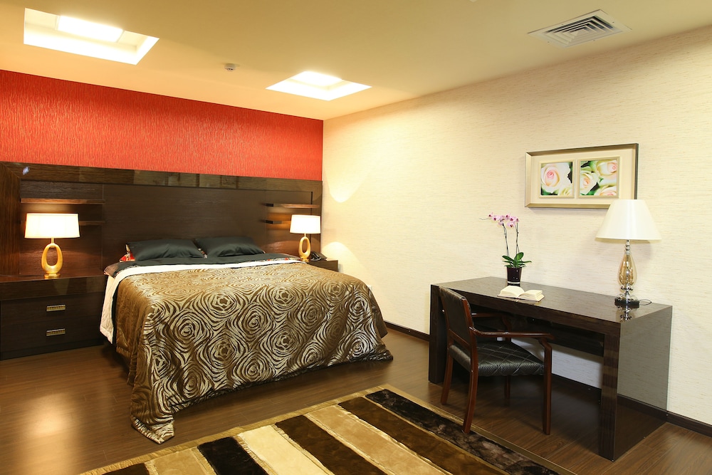 Superior Apartment