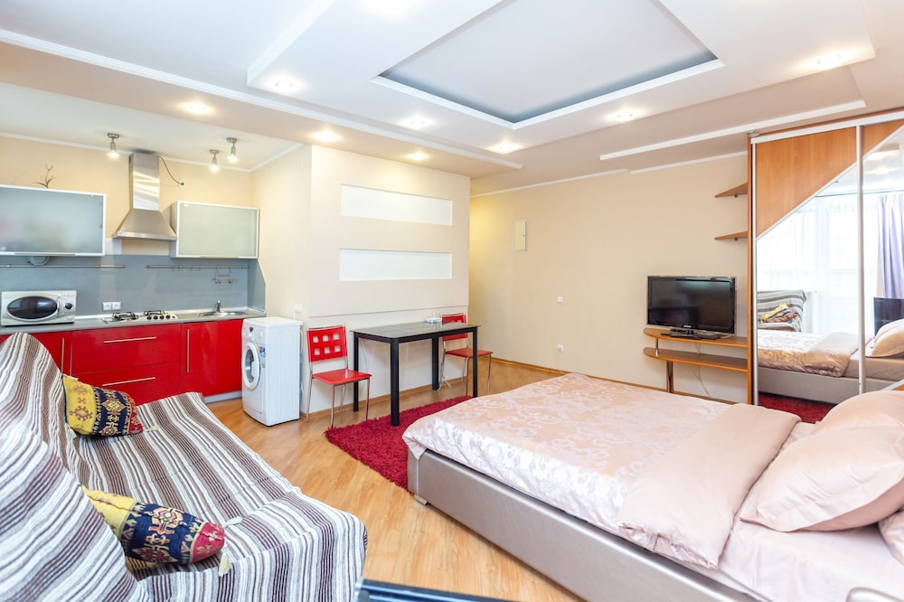 Economy Apartment (Internatsionalnaya 15) photo 1