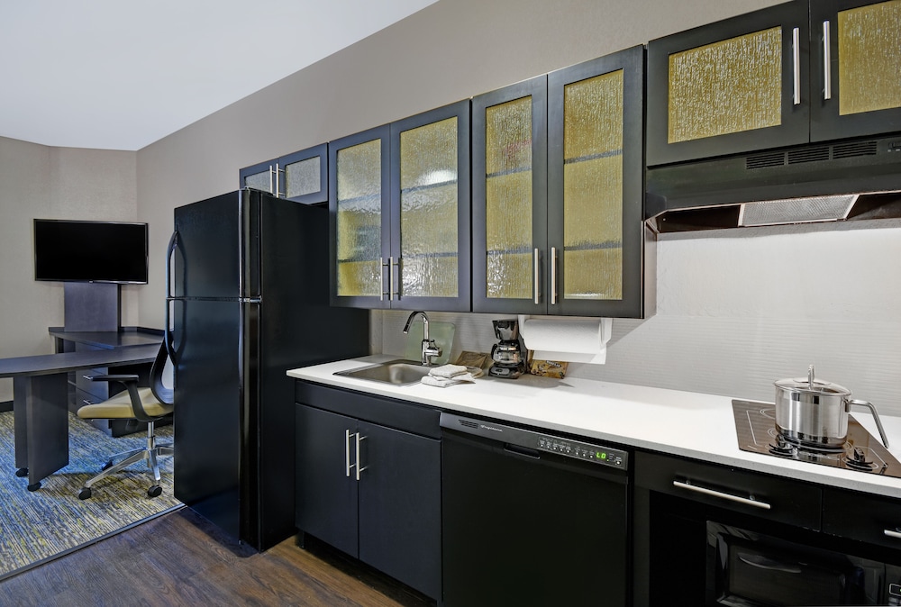 Studio Suite, 2 Queen Beds (Full Kitchen) - Photo 4