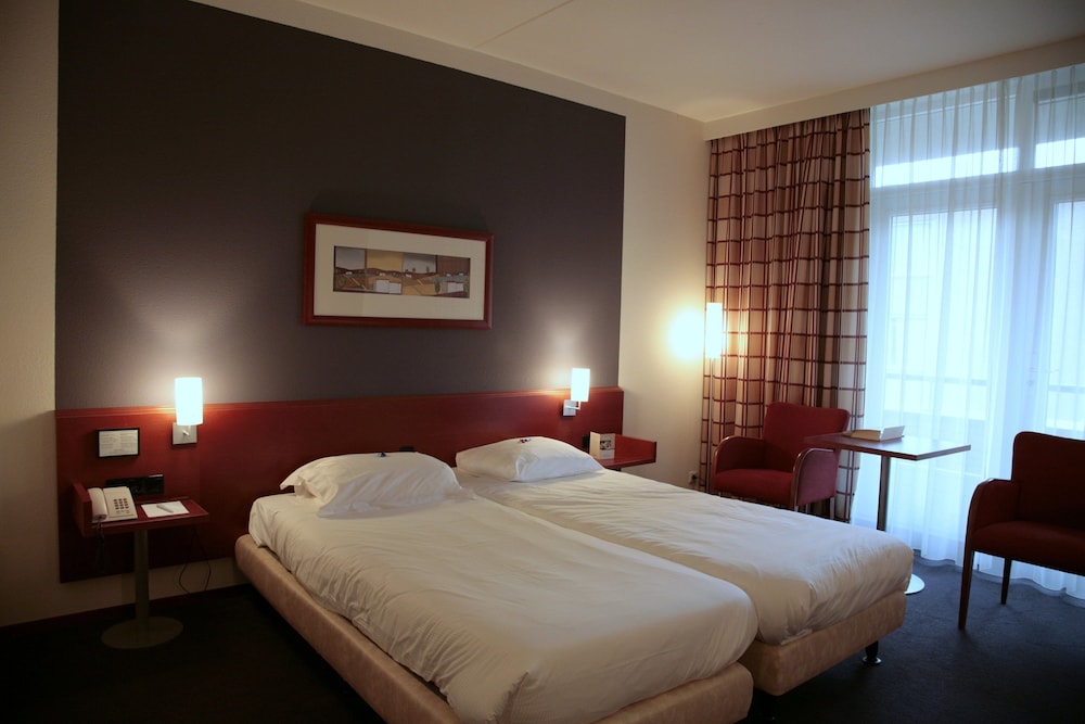 Deluxe Twin Room - Photo 2