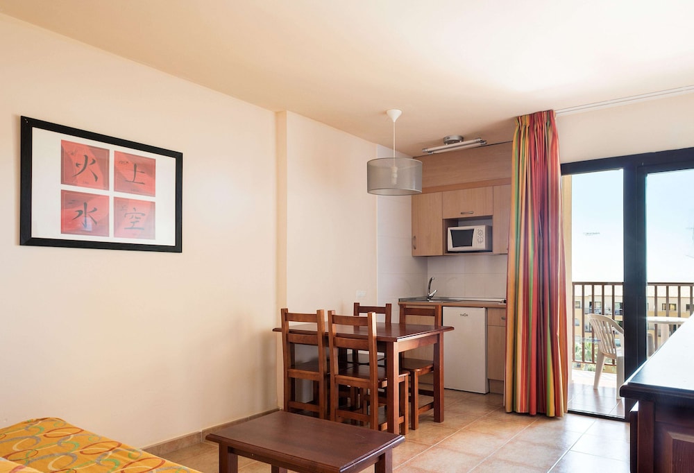 1 bedroom apartment (2 adults + 2 children) photo 2