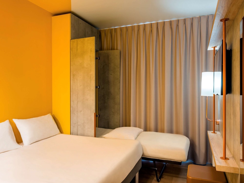 Triple Room, Multiple Beds photo 2