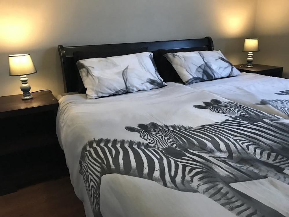 Double Room, 2 Twin Beds (Budget) photo 1