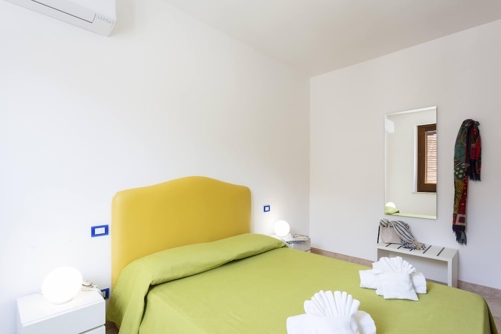 Family Apartment, 1 Bedroom, Balcony, Tower photo 2